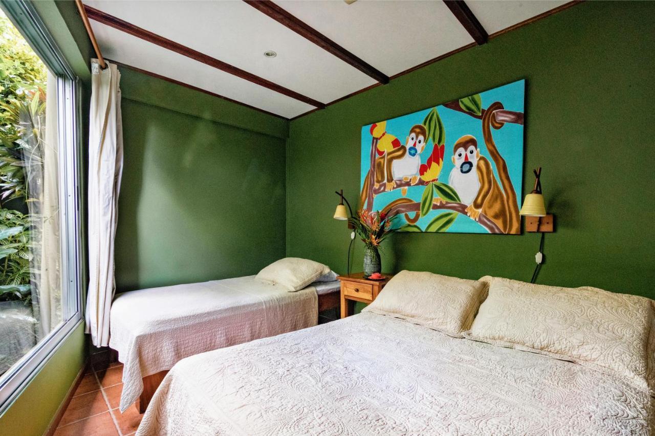 Oasis Bed and breakfast *